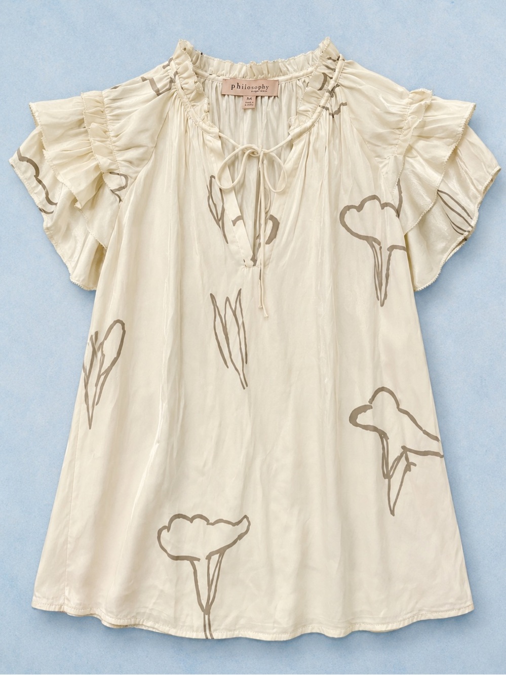 Philosophy Clothing Cream Satin Floral Flutter Sleeve Blouse Size Medium ✨